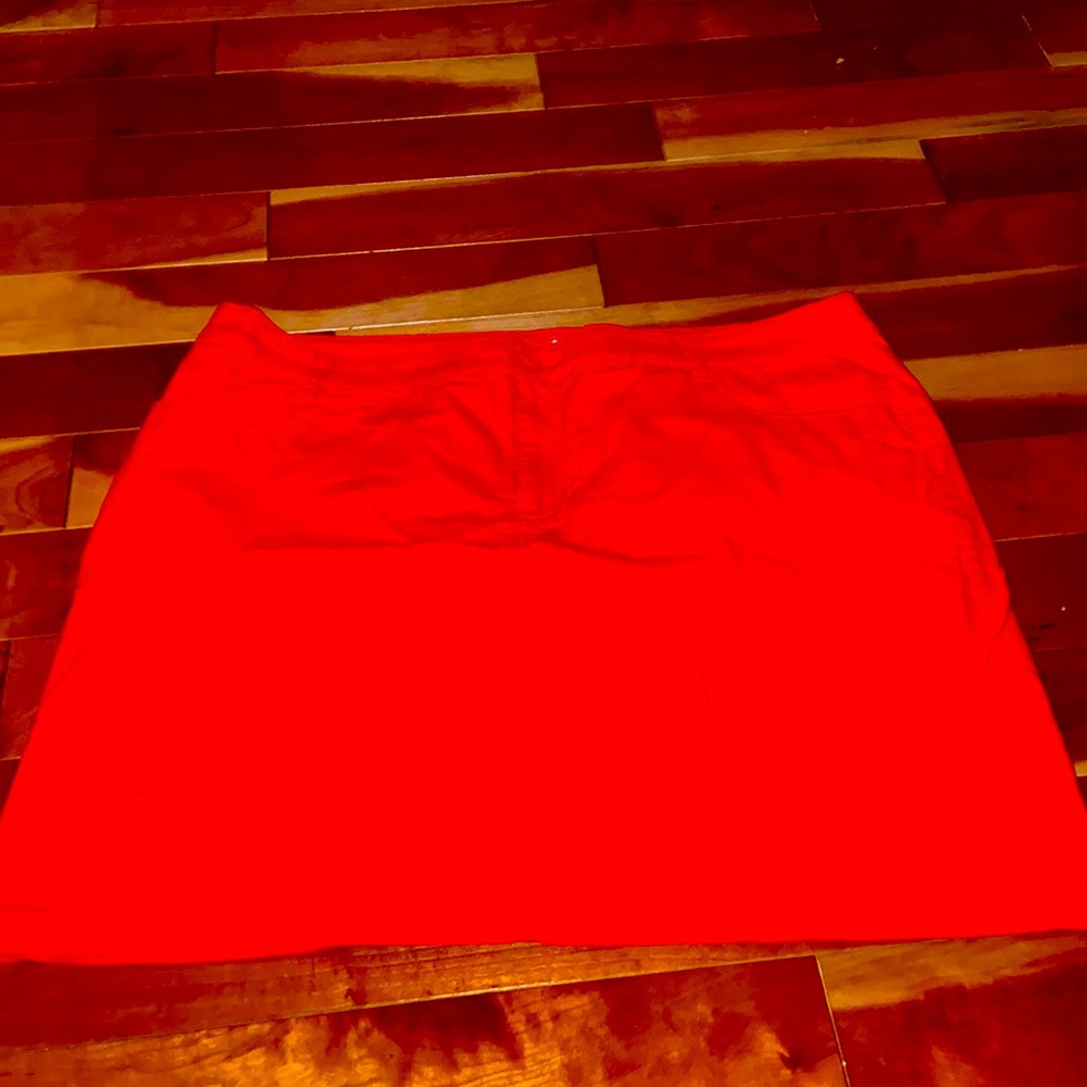There are also skort. I also never wore them either.